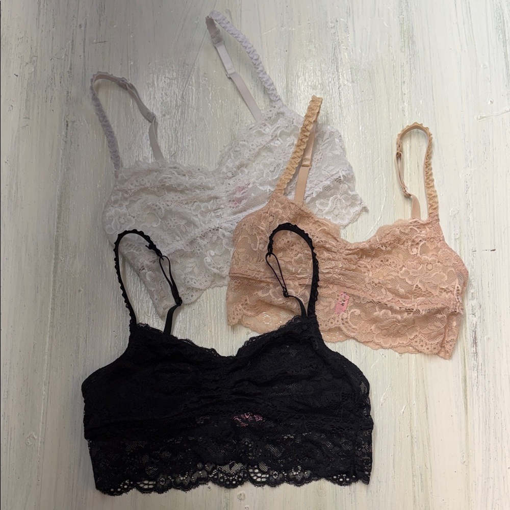 Rue21 Lace Bandeau Trio - Black, White, and Tan Sz S & XS